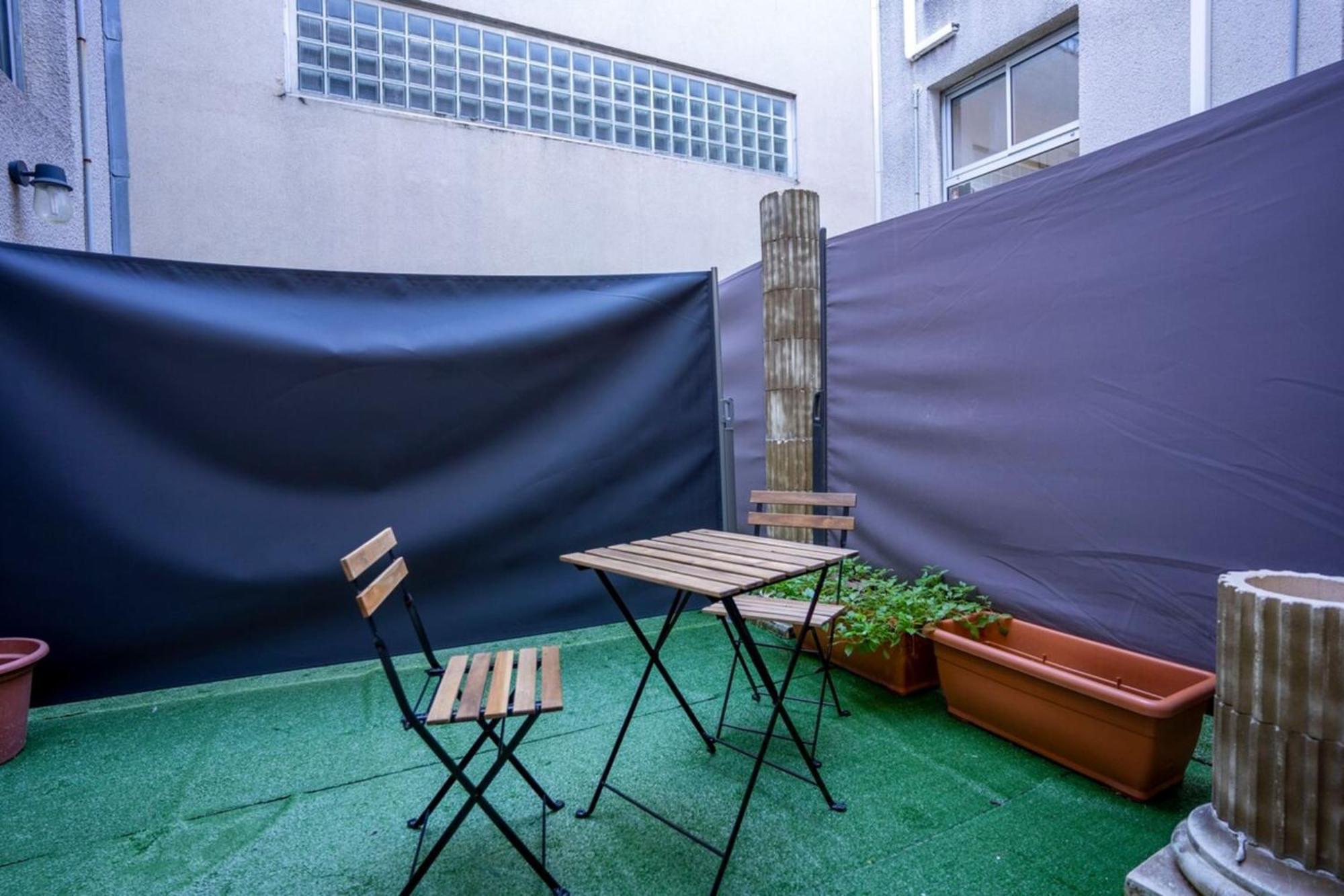 Atlas -Elix 100M Gare - Vue Remparts -Terrasse Avignon Exterior photo